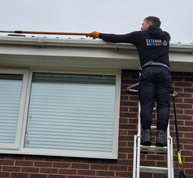 Guttering maintenance